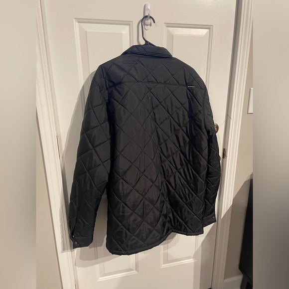 Vans men’s quilted black lightweight coat size XL pocketed small hole see notes - Picture 2 of 8